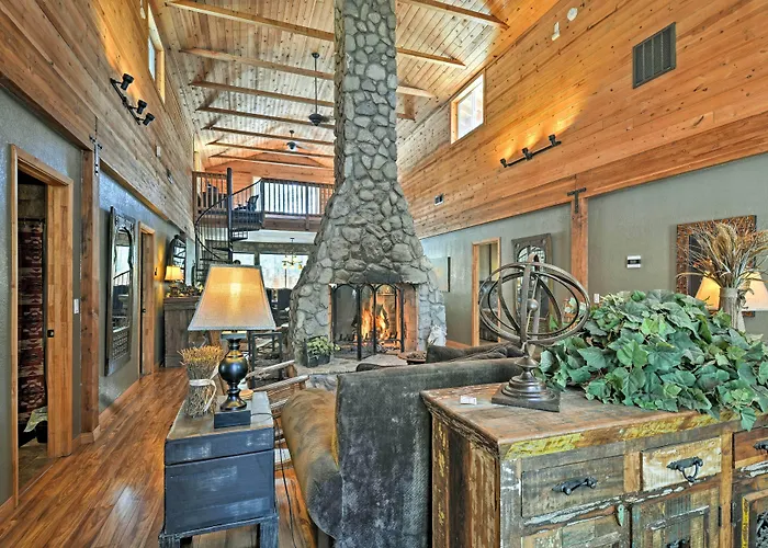 On 5 Acres W/ Fireplace & Fire Pit Vakantiehuis